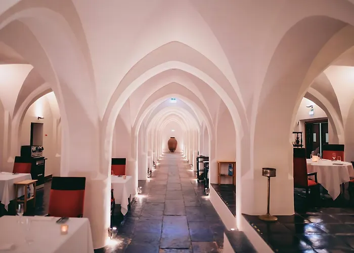Convento do Espinheiro, Historic Hotel&Spa